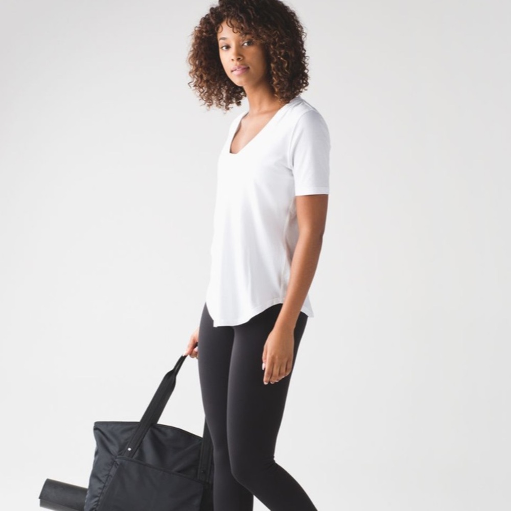 Lululemon V-Neck Love Tee